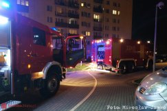 Zadymienie w wieżowcu na osiedlu Beskidzkim. Stolarz-amator postawił służby na nogi - foto