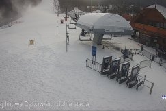 Podali datę otwarcia stoku na Dębowcu. Brakuje jeszcze ok. 25 cm śniegu - foto