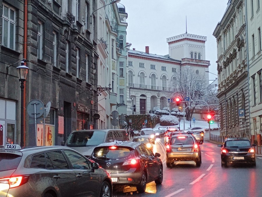 Kolejne ostrzeżenie meteorologiczne dla regionu. Uwaga na „szklankę” na drogach