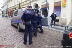 Znieważył i próbował uciec strażnikom miejskim. Zamiast mandatu stanie przed sądem - foto