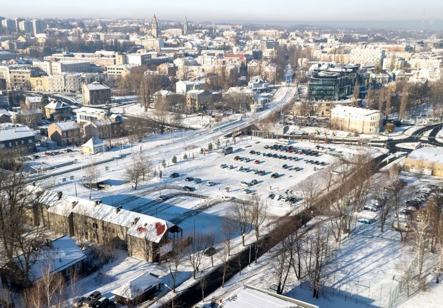 Kulturalny blask i parkingowy paraliż. Mieszkańcy płacą i pytają, co w zamian? Wskazano alternatywę
