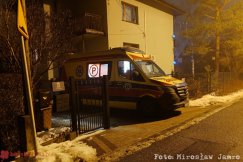 Tragedia była o krok, ratownicy do szpitala przewieźli kobietę - foto