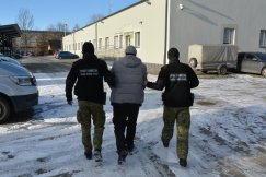 Bielscy pogranicznicy deportowali dwóch cudzoziemców. W tle liczne wyroki i przestępstwa - foto