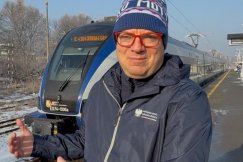 Wyjątkowe aukcje WOŚP: Pociąg z wiceministrem, kolacja u prezydenta i pierogi z europosłanką