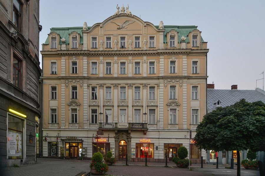 Dotacje na rewitalizację zabytków. Na liście „Bristol Północy”, macewy i 13 innych perełek architektury