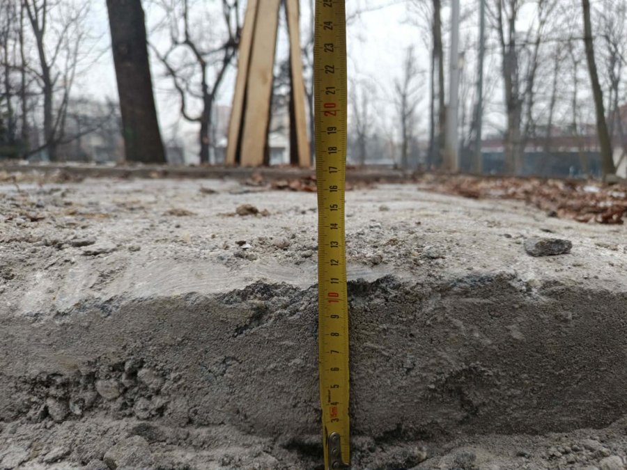 10 centymetrów betonu, które zatrzymało inwestycję. Firma oskarża urzędników, sprawa trafi do sądu?