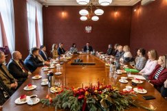 NGO-sy u boku prezydenta. Rada będzie doradzać w kluczowych sprawach miasta - foto