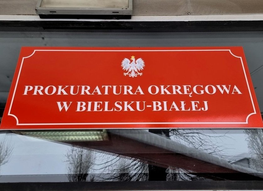 Seniorka kuszona zyskiem straciła blisko milion złotych! Gigantyczne oszustwo w Bielsku-Białej