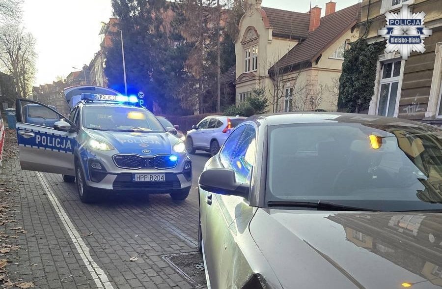 Weekendowa plaga pijaków za kierownicą. Rekordzista „zawisł” w rowie, miał prawie trzy promile
