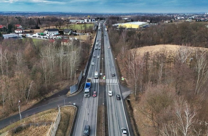 Szykujcie się na duże utrudnienia. Końcem lutego ruszy budowa wiaduktów na DK1 - foto