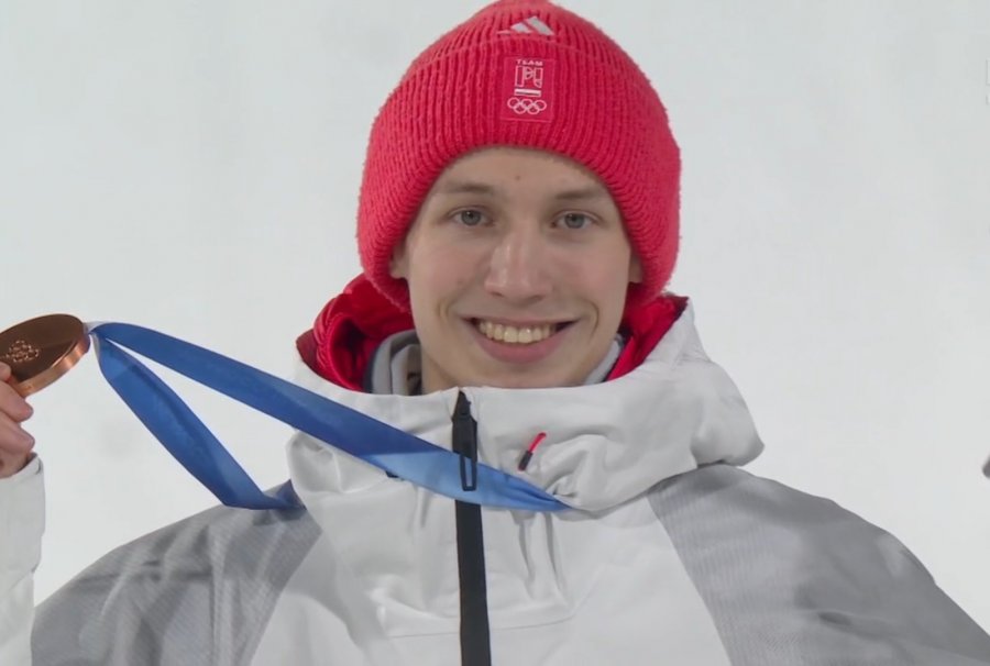 Ogromny sukces Kacpra Tomasiaka! 19-letni Bielszczanin podwójnym medalistą olimpijskim!