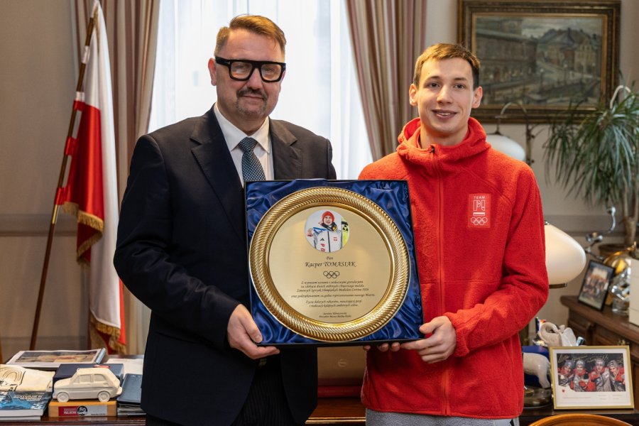 Prezydent przyjął medalistę olimpijskiego Kacpra Tomasiaka z rodzicami. Były patery i podziękowania