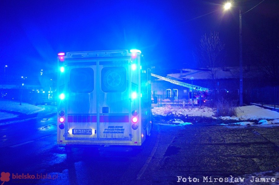 O krok od tragedii w centrum. Pijany i wyziębiony bezdomny uratowany dzięki wzorowej postawie