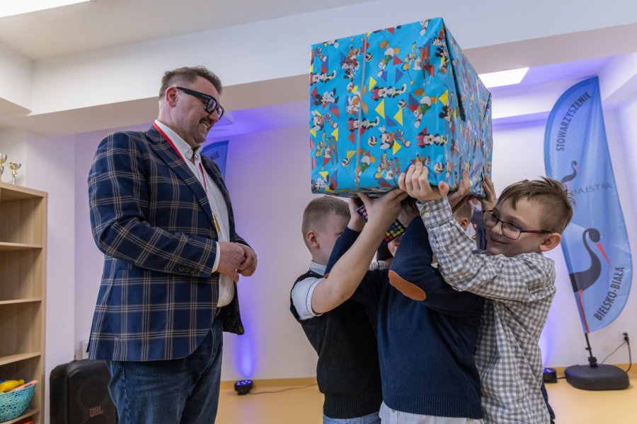 Nie tylko mury. Mieszkańcy nowego osiedla zyskali nowoczesną placówkę wsparcia - foto