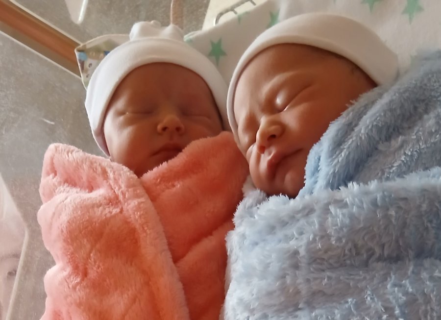 Podwójne szczęście razy trzy! Dziś w bielskim szpitalu przyszły na świat trzecie bliźniaki! - foto