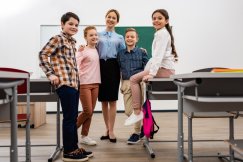 Masz wykształcenie wyższe, ale nie możesz uczyć w szkole? Sprawdź, jak zdobyć brakujące kwalifikacje!