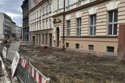 Woonerf ładny, ale ograniczy liczbę miejsc parkingowych. Radny pyta, co z mieszkańcami? - foto