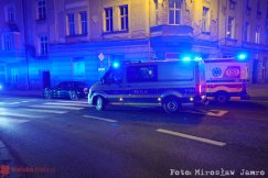 Wypadek na pasach, poszkodowany pieszy. Kierowca nie zatrzymał się na „strzałce”! - foto