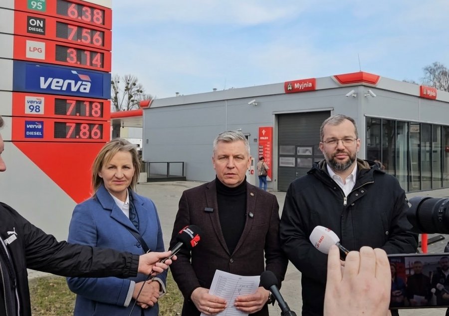 Złotówka różnicy na litrze? Na stacji w Bielsku-Białej padły mocne oskarżenia - foto