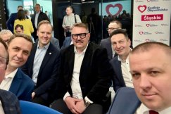 Rosną wpływy Jarosława Klimaszewskiego. Rekordowe zaufanie i fotel wiceszefa partii - foto