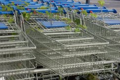 Transakcja pod lupą urzędników. Otwarcie nowego hipermarketu w Bielsku-Białej zagrożone?