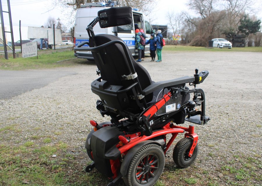 Bielszczanin na wózku potrącony na pasach. Trafił do szpitala na diagnostykę - foto