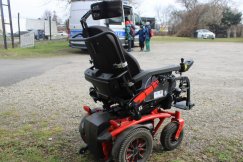 Bielszczanin na wózku potrącony na pasach. Trafił do szpitala na diagnostykę - foto
