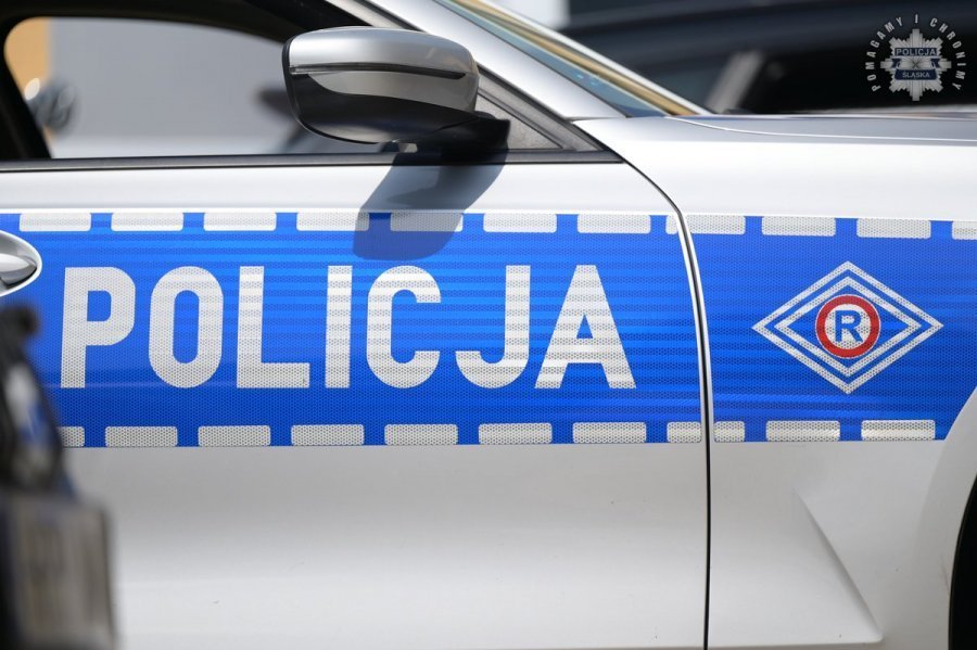 Miał prawie trzy promile i taranował infrastrukturę. Obezwładnił go policjant po służbie