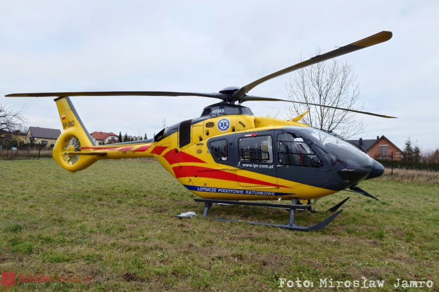 Interwencja śmigłowca LPR. Małe dziecko wymagało pilnego transportu do szpitala - foto