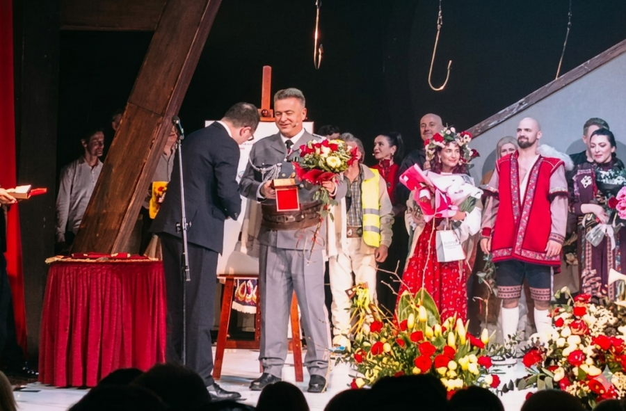Prestiżowe odznaczenia po premierze. To był wyjątkowy wieczór dla dwojga bielskich aktorów - foto