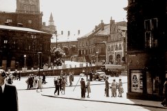 Pustka po synagodze i ciężarówka na placu. Niezwykłe odkrycie, które wciąż skrywa tajemnice
