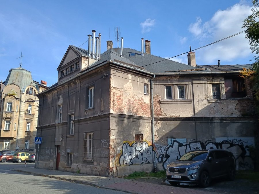 Pofabryczna ruina zyska nowe życie. Powstanie w niej kuźnia społecznych talentów - foto
