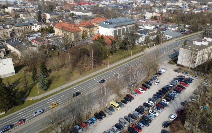 Wielopoziomowe parkingi w końcu powstaną? Miasto ma sprytny plan jak pozyskać blisko 80 mln zł