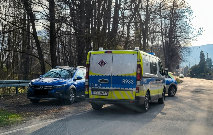 W trakcie policyjnego pościgu mógł doprowadzić do tragedii. Uciekał z dwóch powodów - foto