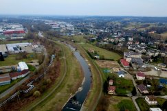 Z placu Niemczyka dookoła Komorowic. 4-kilometrowy patriotyczny bieg z historią w tle MAPA