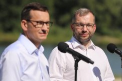 Poseł z Bielska-Białej u boku byłego premiera. Kaczyński miał ostrzegać przed takim ruchem