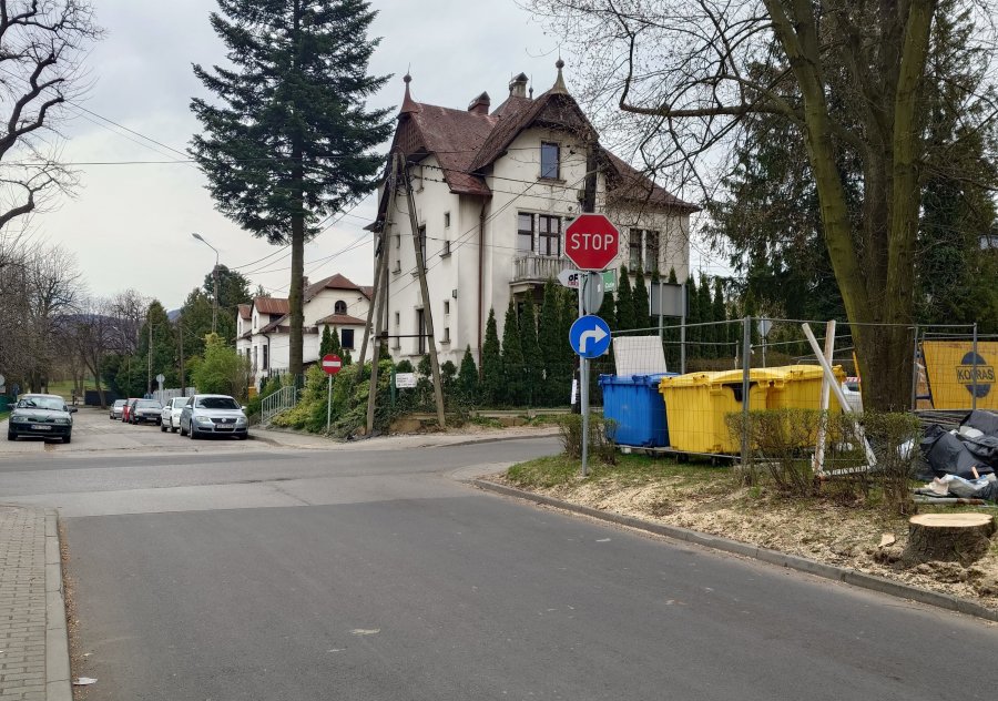 Remontowy chaos na skrzyżowaniu. Jeżdżą „na pamięć” i reagują agresją - foto - foto