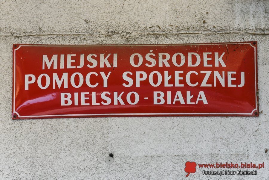 Koniec z krążeniem po całym mieście? Miasto szuka nowej siedziby dla MOPS-u