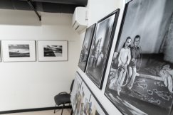Sztuka w cieniu katedry. Kiedyś działała tu znana gospoda, od niedawna króluje fotografia - foto