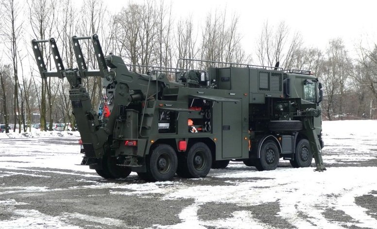 Gigantyczny kontrakt bielskiej firmy. Uzbroją szwedzką armię za blisko 200 milionów złotych - foto