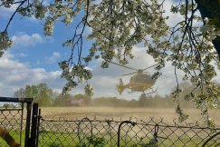 Nieprzytomna rodzina w domu. Lądował śmigłowiec LPR, dwie osoby trafiły do szpitala - foto
