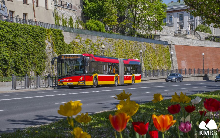 Majówkowe zmiany w MZK. Inne rozkłady jazdy i dodatkowe autobusy po imprezie lotniczej
