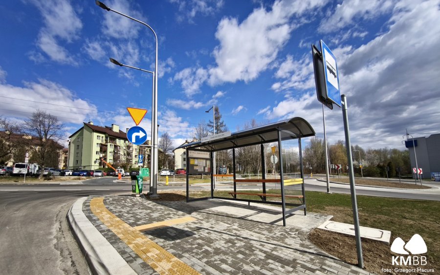 Nowoczesna pętla na bielskim osiedlu gotowa. Inwestycję zrealizował deweloper - foto