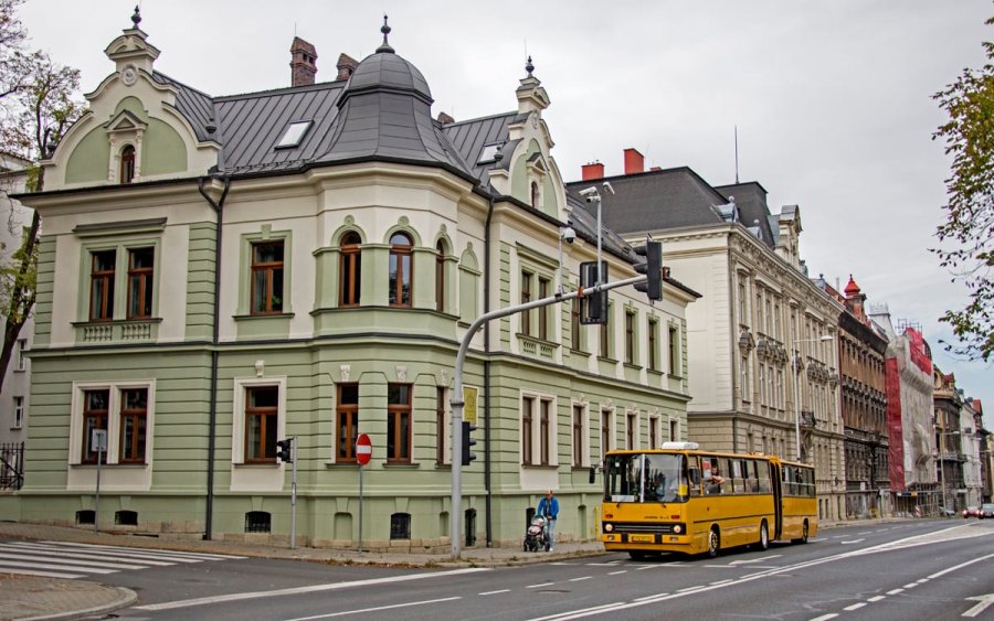 Kultowy autobus znów na bielskich ulicach. Weekendowy rozkład jazdy i trasa przejazdów PROGRAM