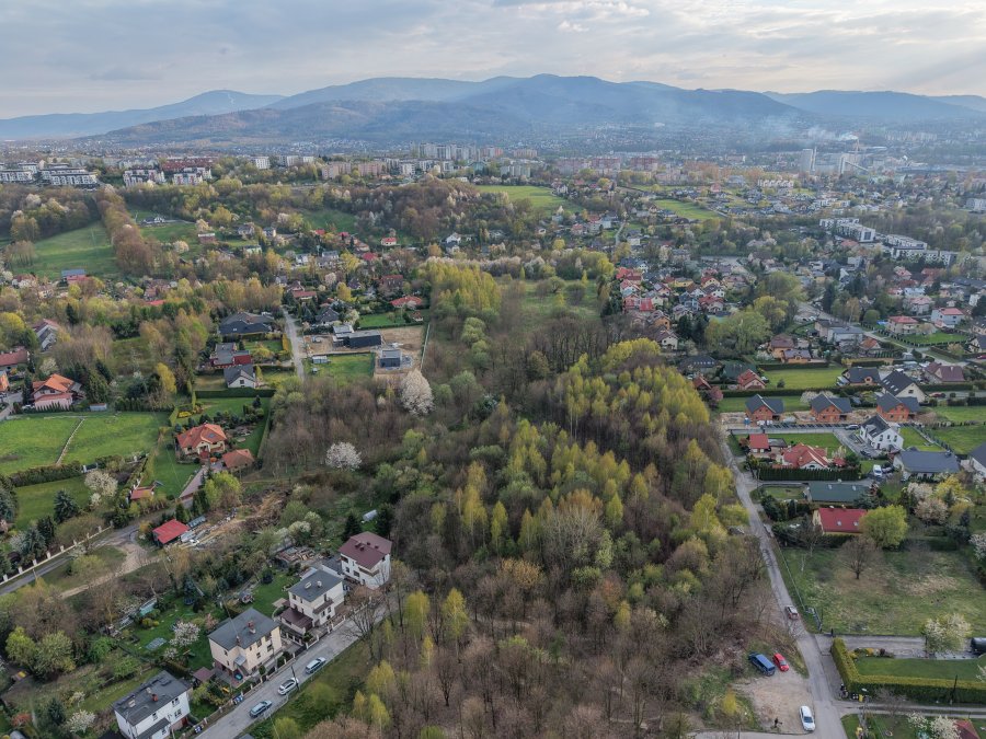 Chcą wyłączyć malowniczą dolinę spod zabudowy. Zaprosili telewizję, bo nie chcą tu deweloperów - foto