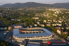 Zanim wymienią murawę, stadion otworzy się na mieszkańców. Wystartuje tu letni cykl imprez