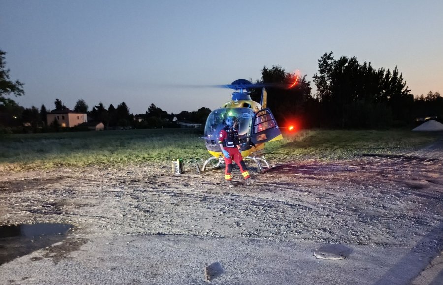 Koszmarny upadek 10-letniego rowerzysty. Na ratunek wezwano śmigłowiec LPR - foto