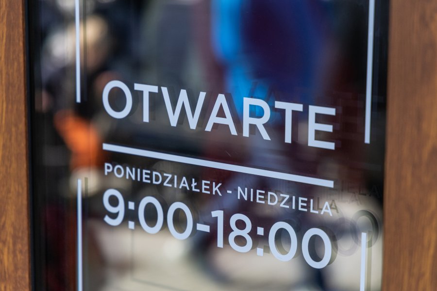 W niedzielę otwarte, ale nie wszystkie. Urzędnicy przepraszają turystów i wyjaśniają - foto