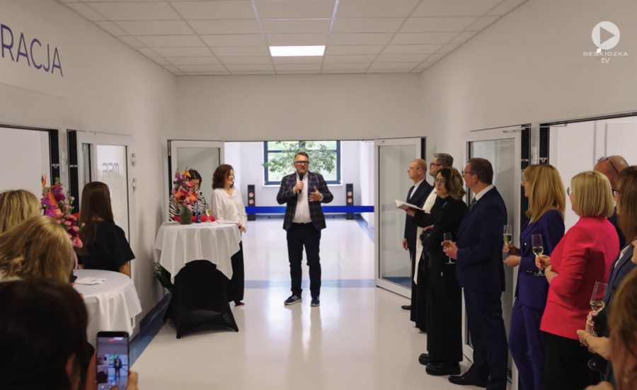 Kiedyś działał tu zakład produkcyjny. Dziś uruchomiono w nim nowoczesną poradnię - foto i film
