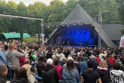 Majówka w przepięknym amfiteatrze. Feel i food truck zachwycił publiczność - foto i film